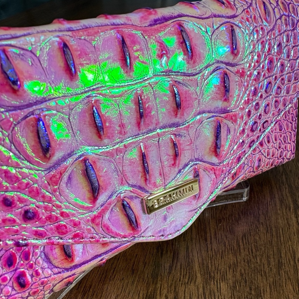 **SOLD**Brahmin EUC Veronica - Purple Iris - Holographic Purple/Pink - Leather - Picture 14 of 14